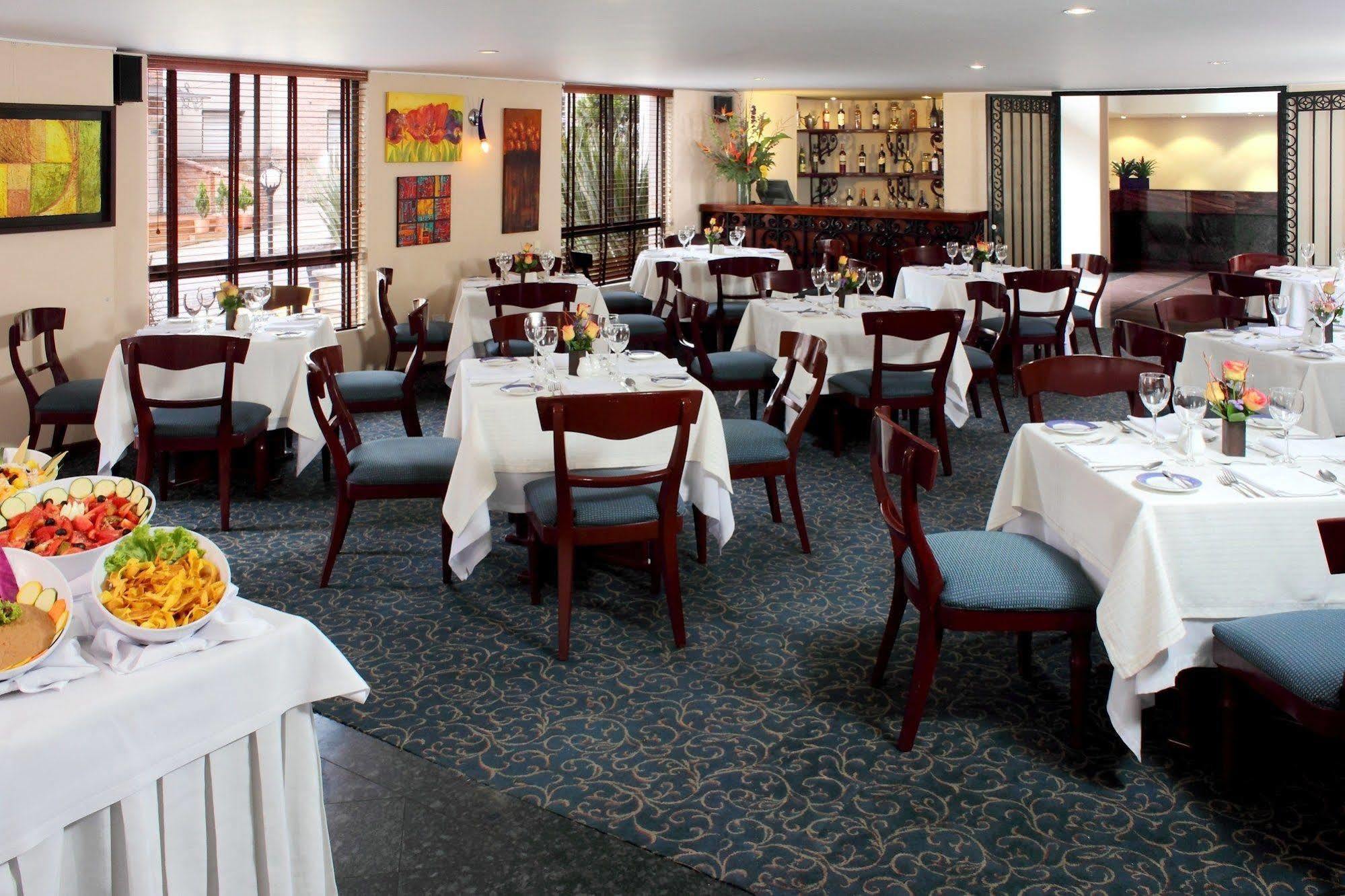 埃斯特拉琼斯套房酒店 波哥大 餐厅 照片